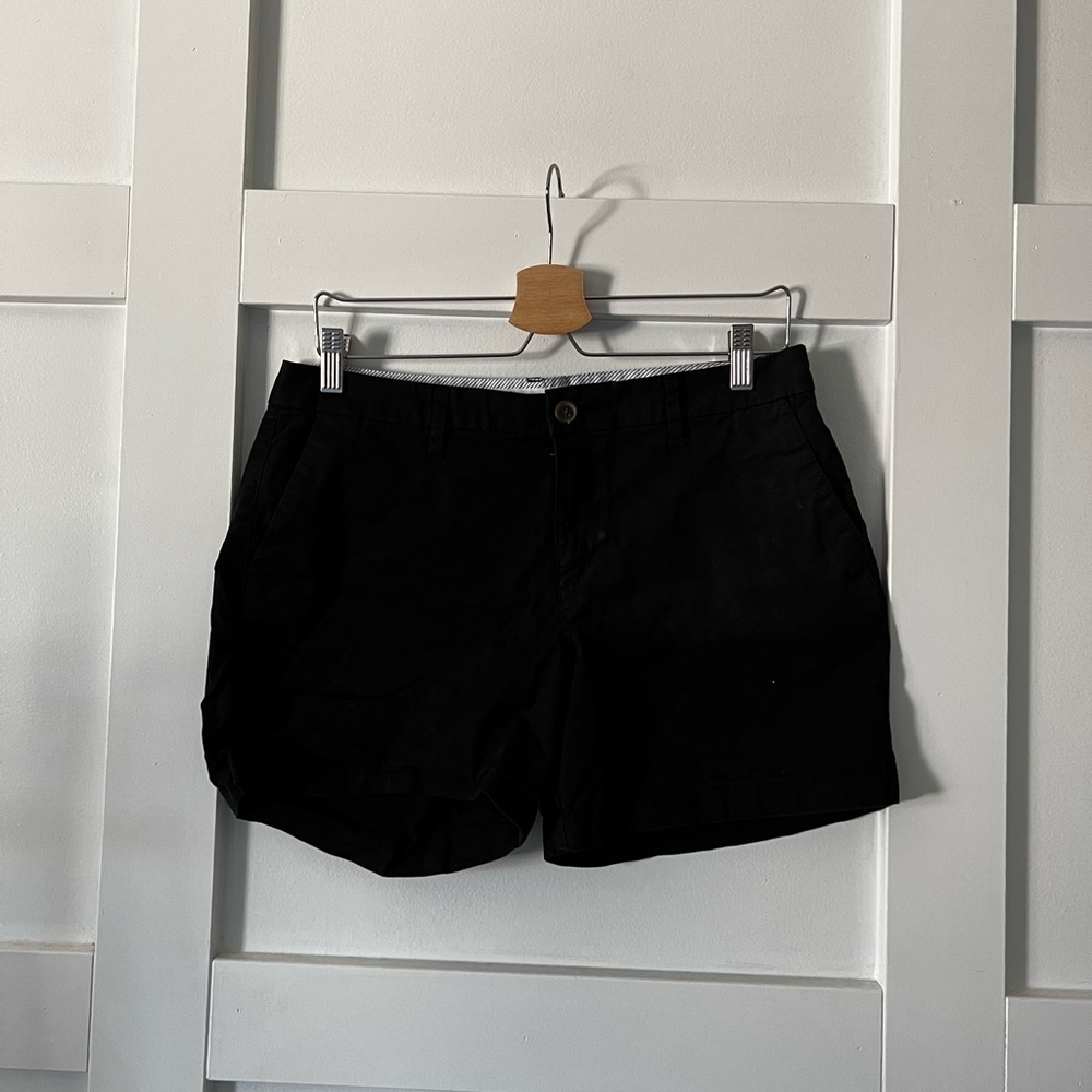 Old Navy Black Everyday Short Size 8 🖤